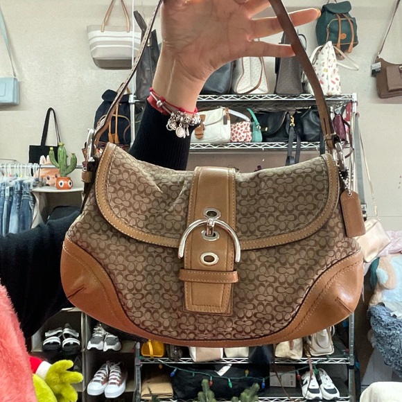 °♡Coach ONLY Share Show♡° - Picture 3 of 16